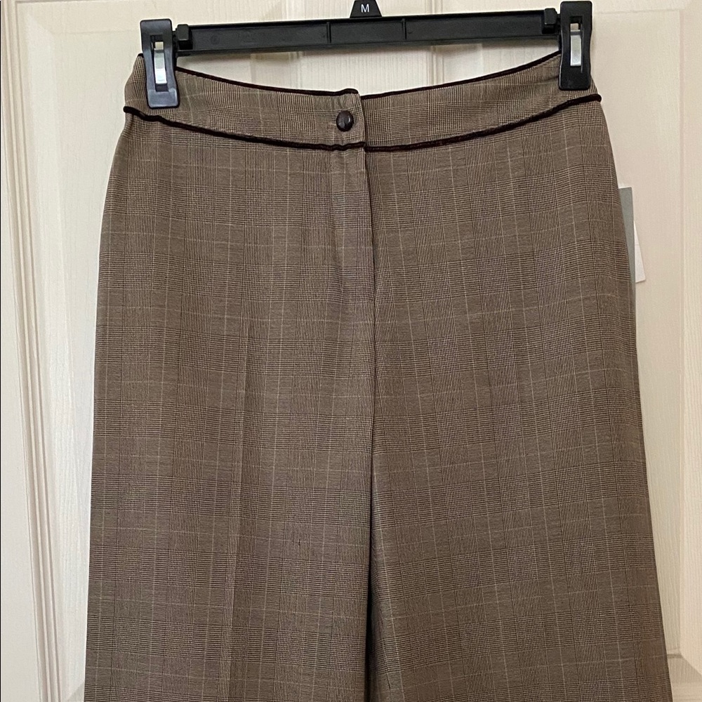 Harve Bernard woman’s dress pants